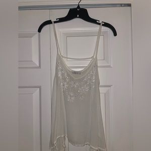 Abercrombie top size m